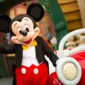 how much does it cost to rent disneyland for a day