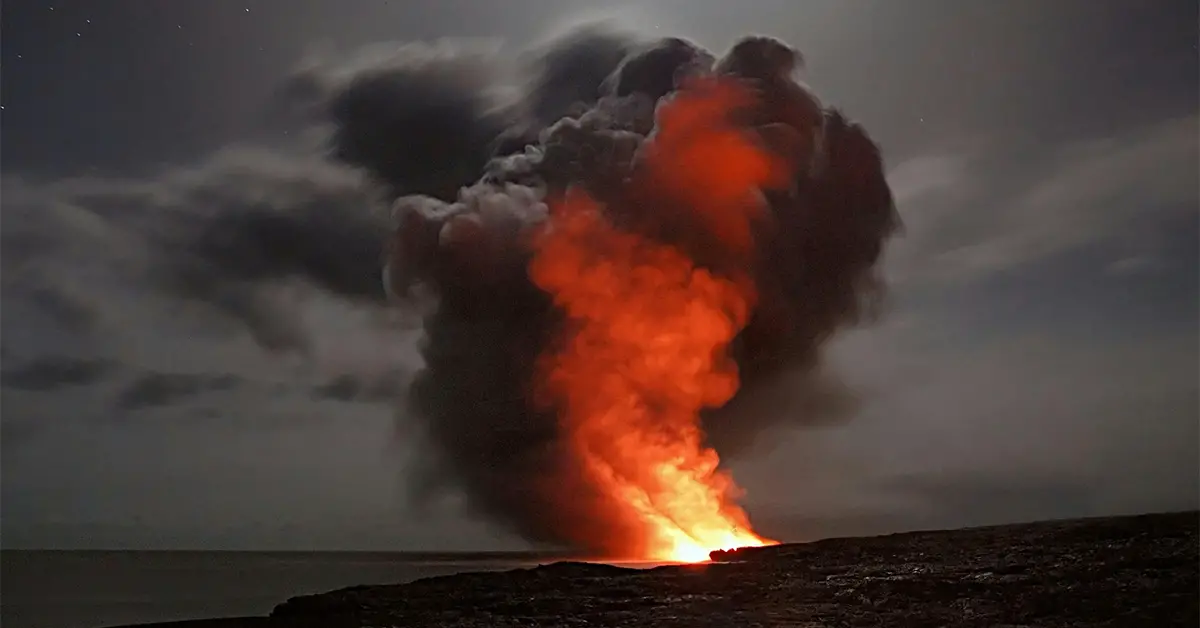 Earthquakes Vs Volcanoes