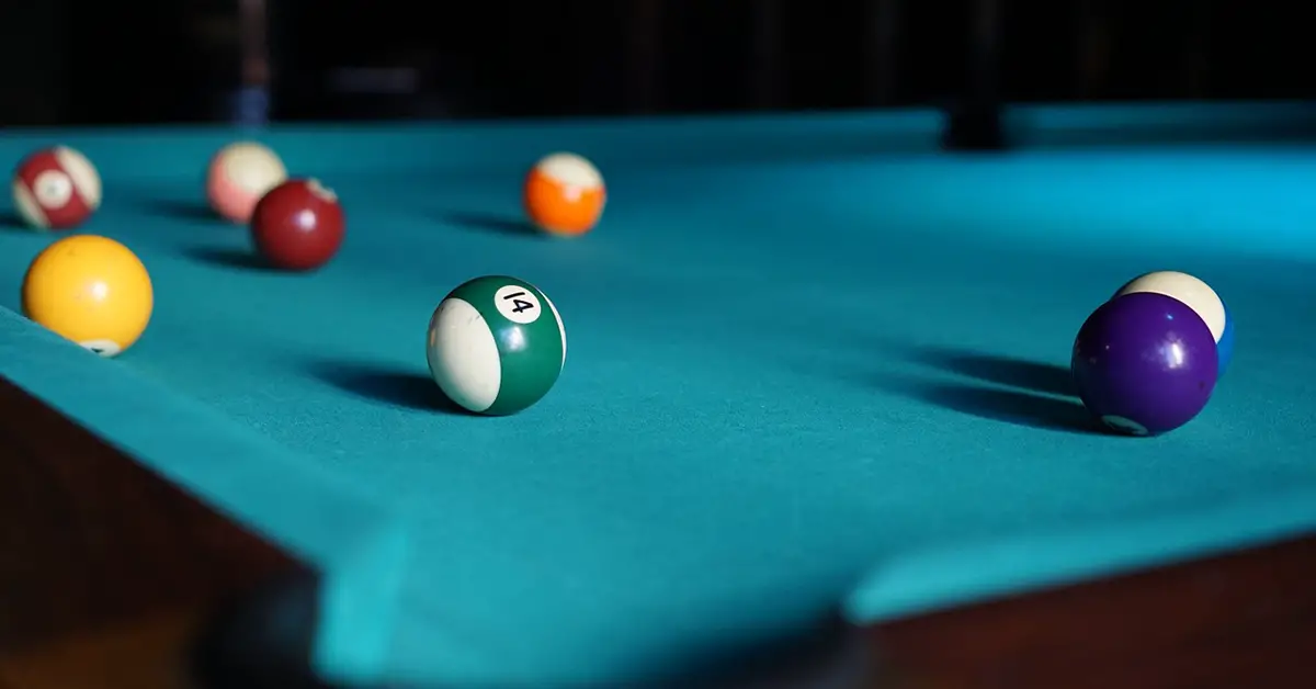 Refelt A Pool Table